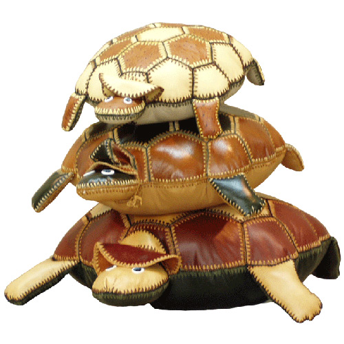 Декоративная подушка ручной работы из натур. кожи Черепаха