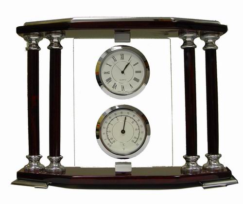 Настольный сувенир с часами и термометром