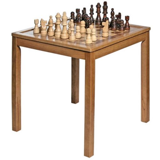 Стол шахматный с фигурами