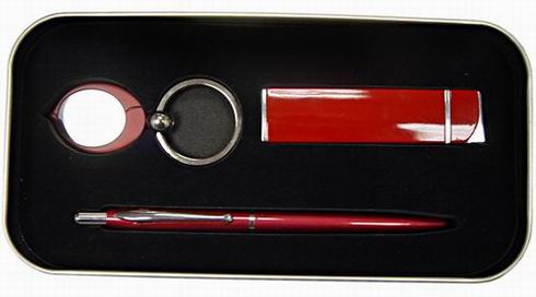 Подарочный набор (зажигалка, брелок, ручка) Китай